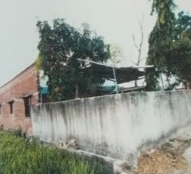 Godowns for Sale in Hata