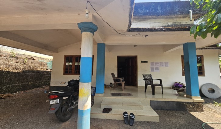 Individual House for Sale in Anthoor
