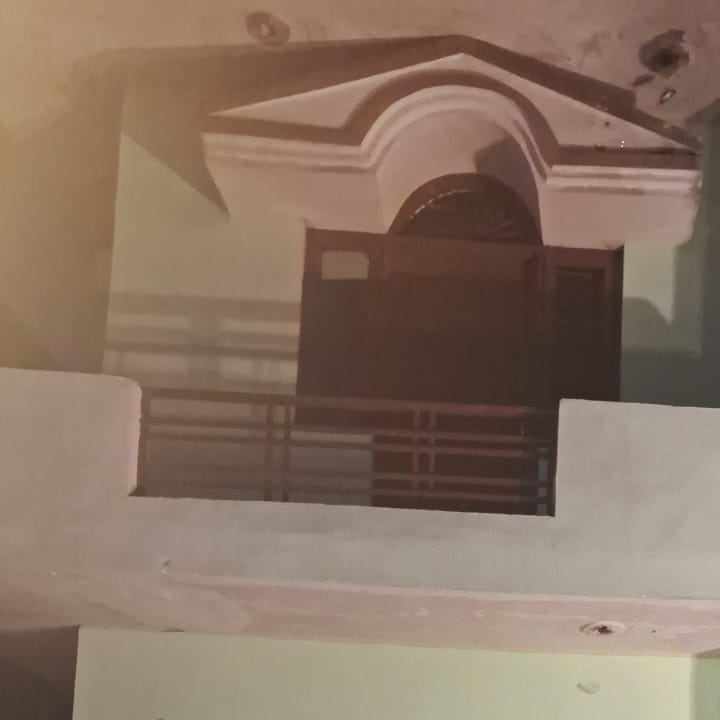 Individual House for Sale in Bahadarabad