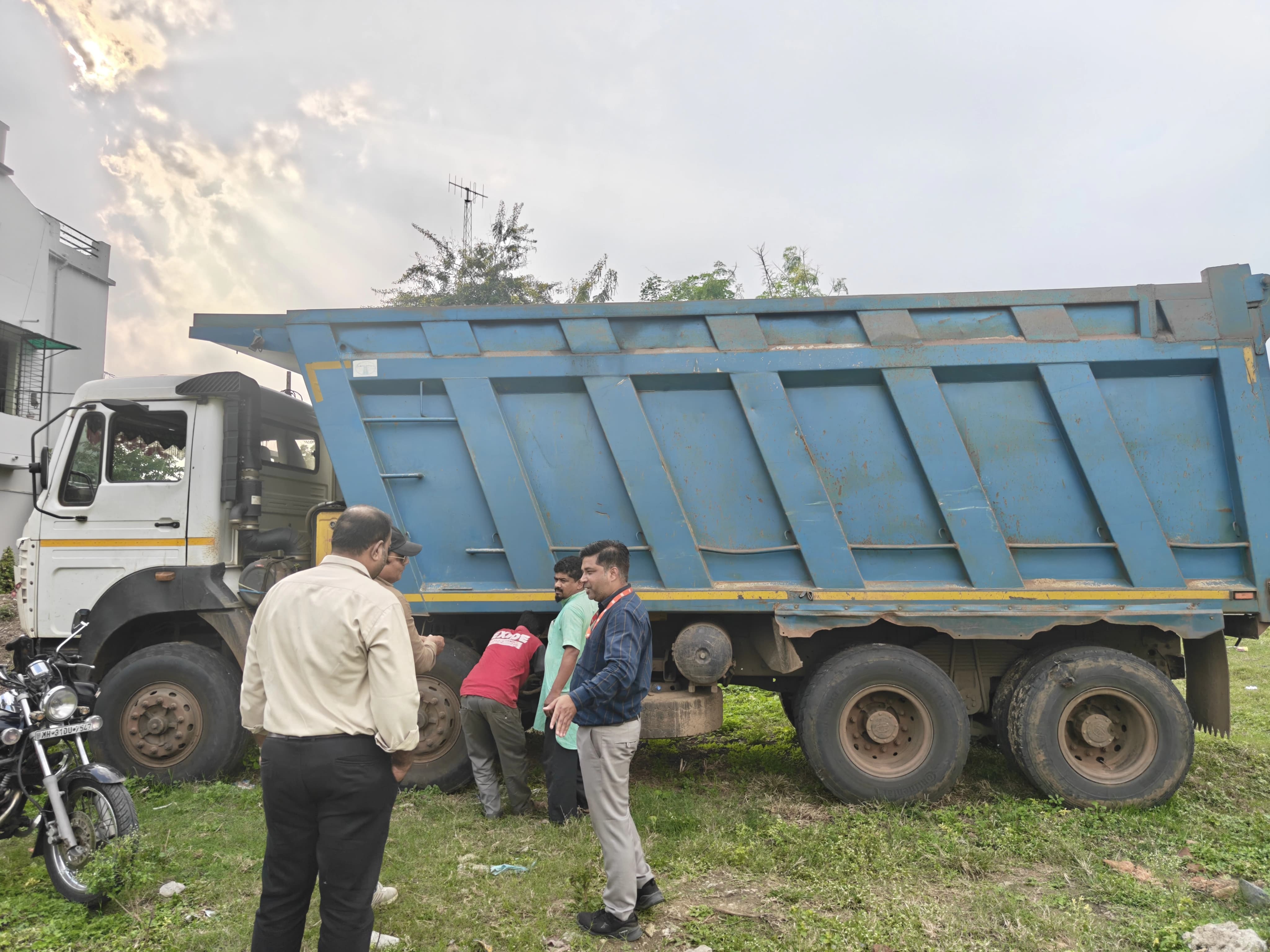 TIPPER for Sale in Nagpur