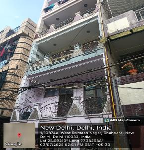 Flat for Sale in Shahdara, New Delhi