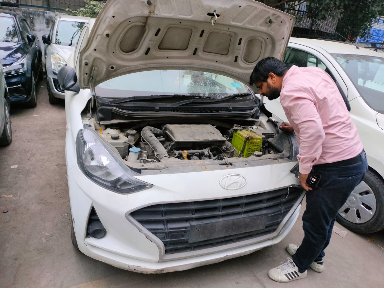 INDIVIDUAL FOUR WHEELAR for Sale in New Delhi