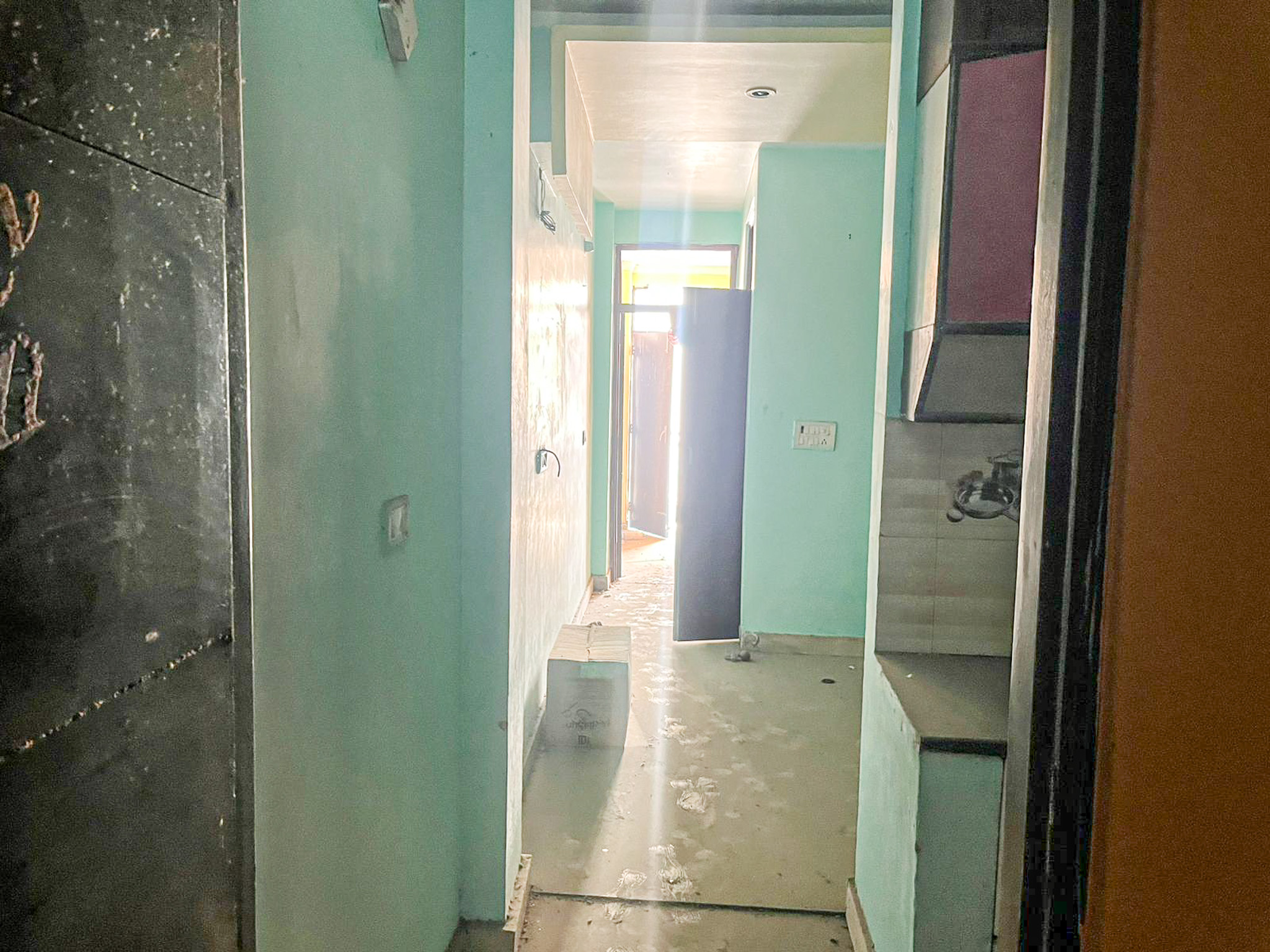 Flat for Sale in New Delhi