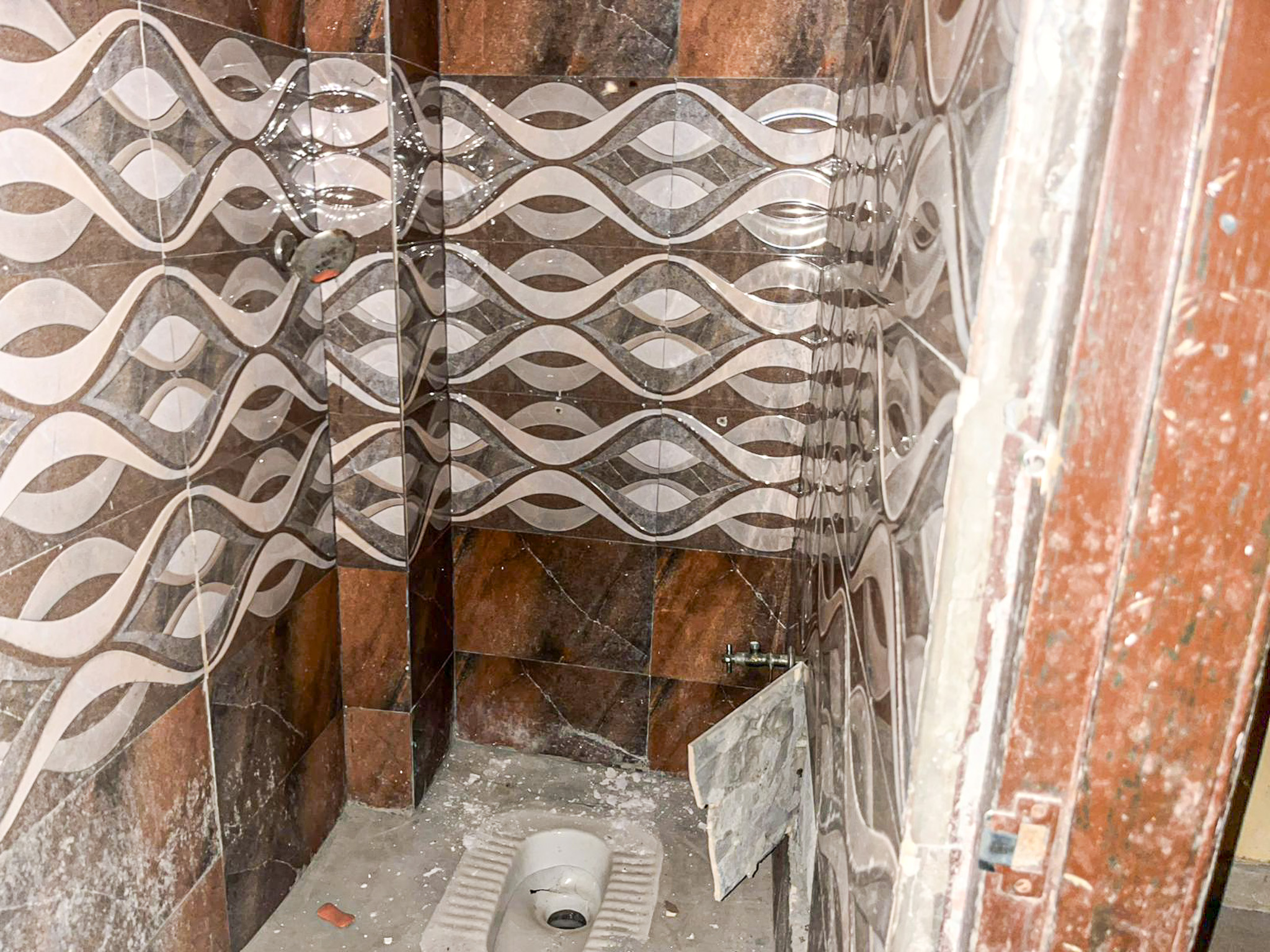 Flat for Sale in New Delhi