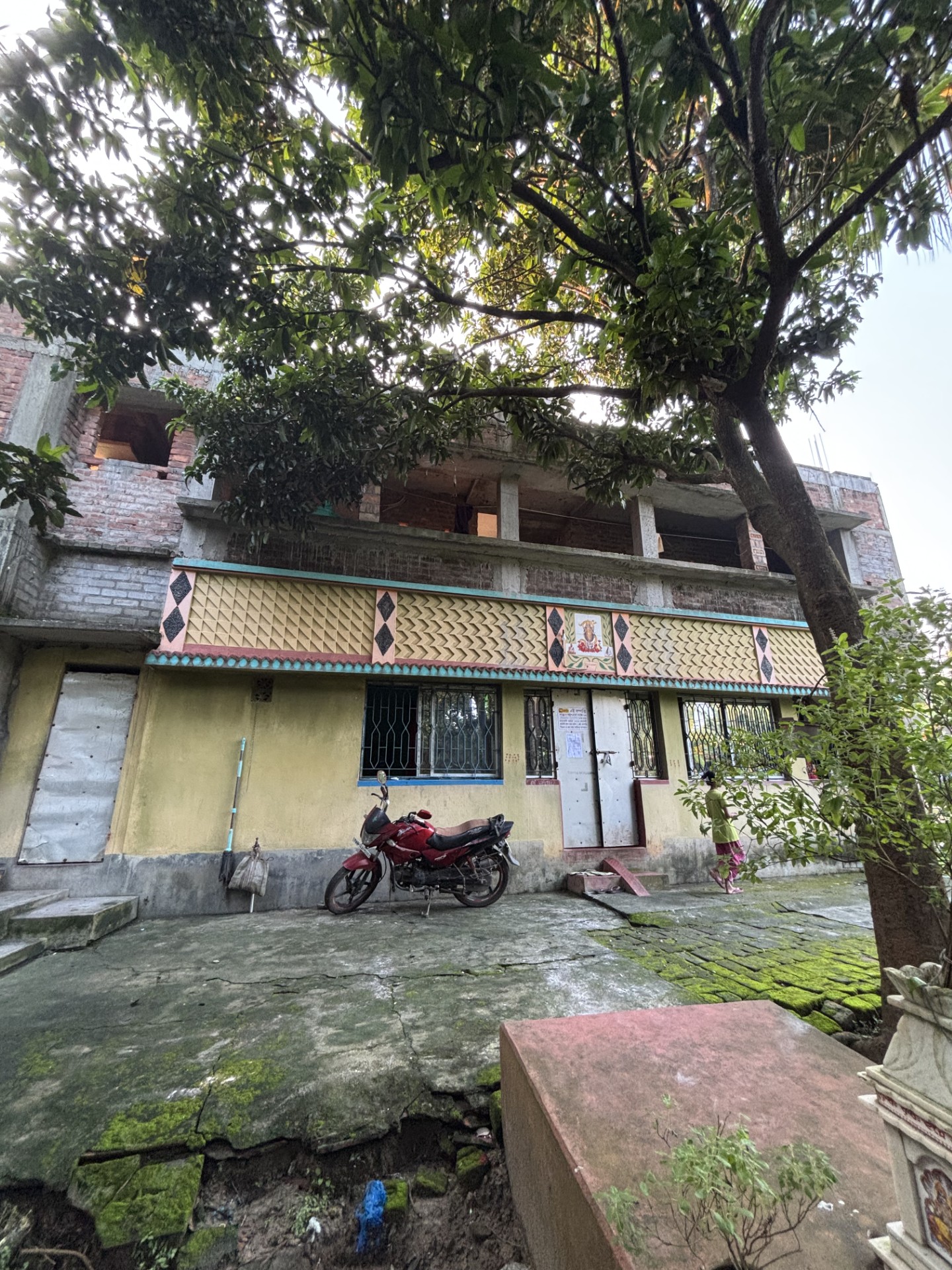 Individual House for Sale in Arambag