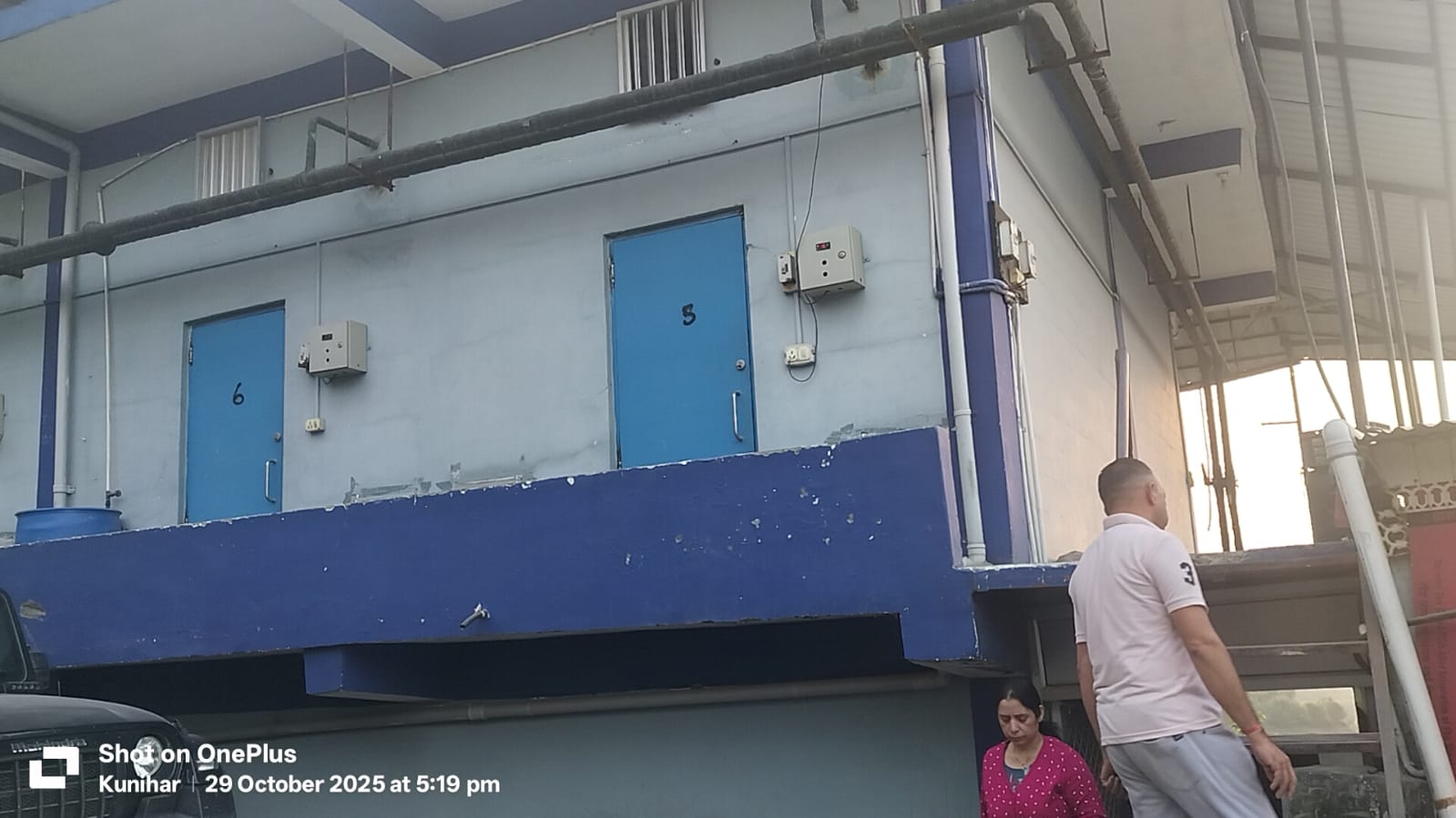 Industrial Plot with Factory Building for Sale in Kanshi Patta, Sabathu