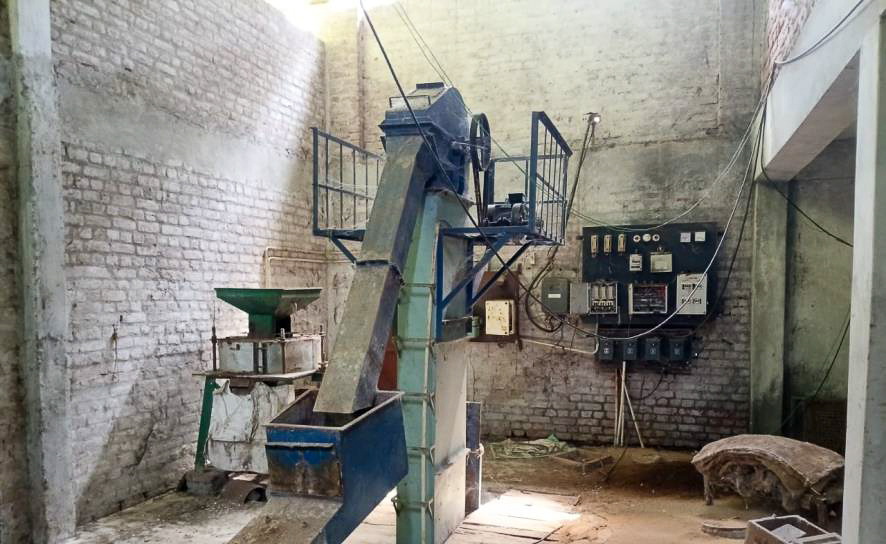 Industrial Plot with Factory Building for Sale in Rakkar, Kangra