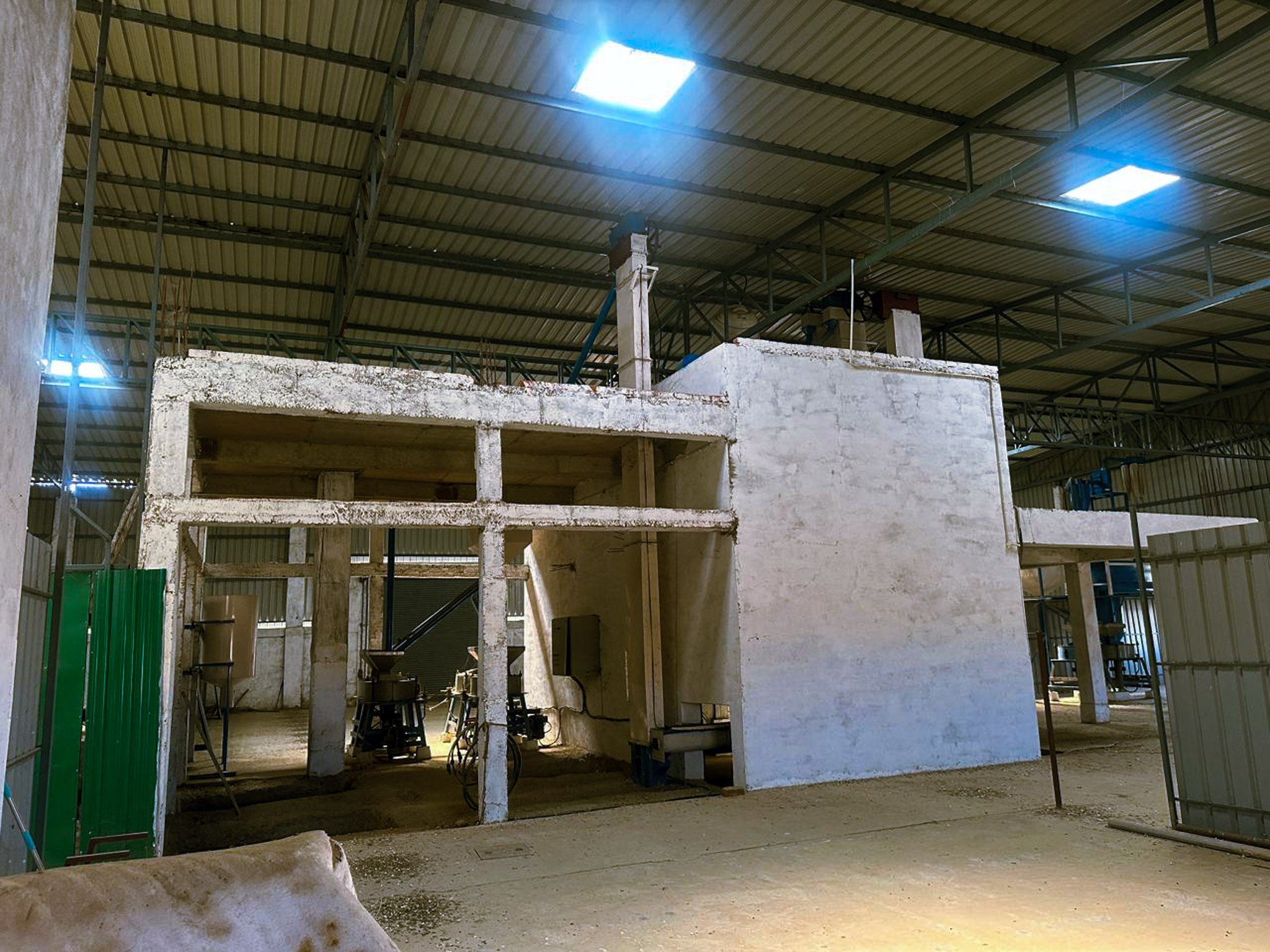 Industrial Plot with Factory Building for Sale in Indora