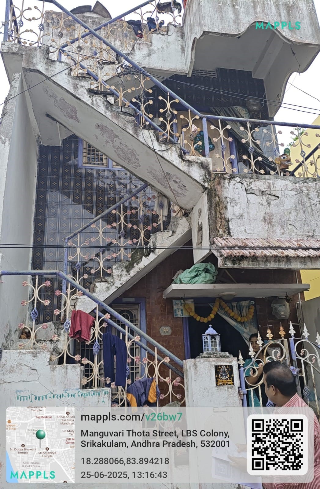 Individual House for Sale in collector Bungalow road and northern side of municipal road of Manguvarithota, partha Srikakulam., Srikakulam
