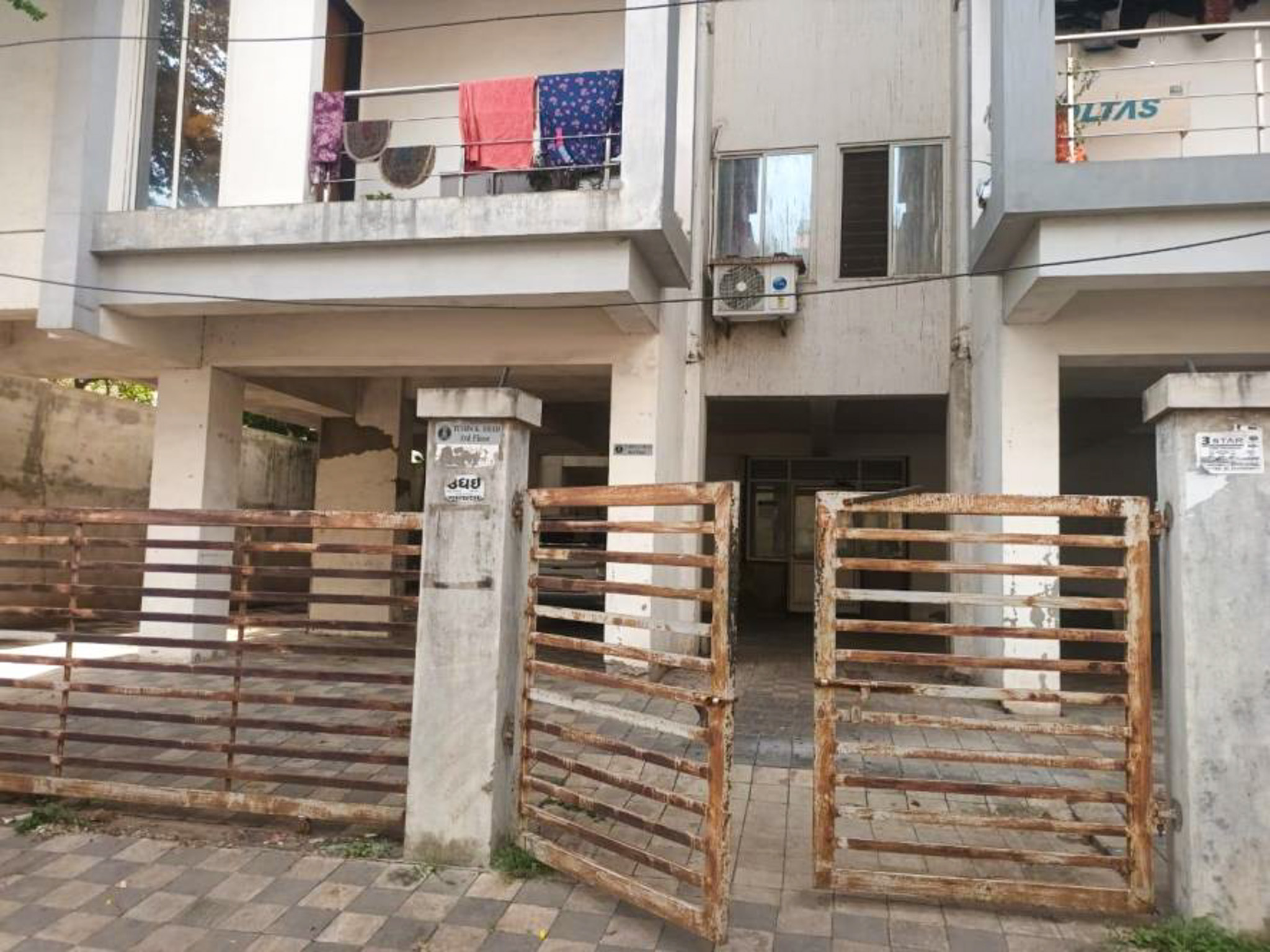 Flat for Sale in Vadodara