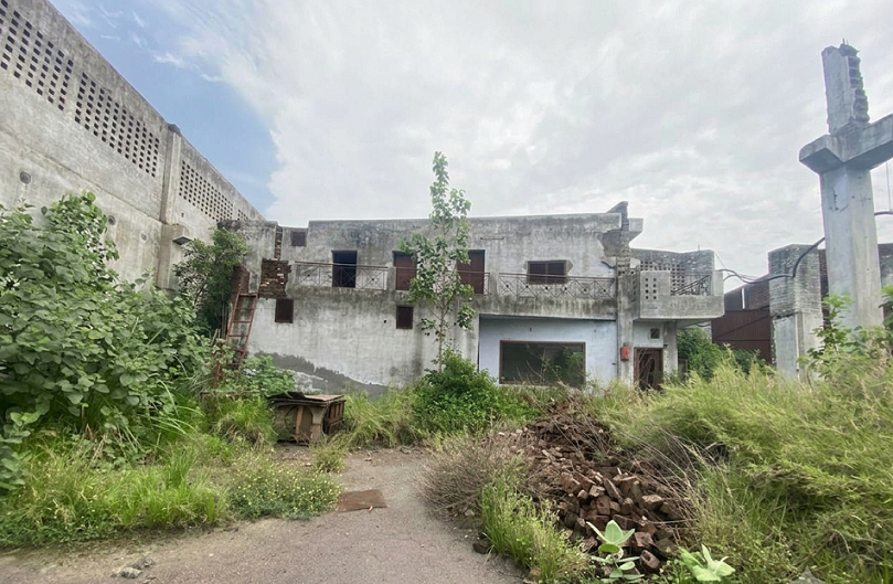 Godowns for sale in Batala