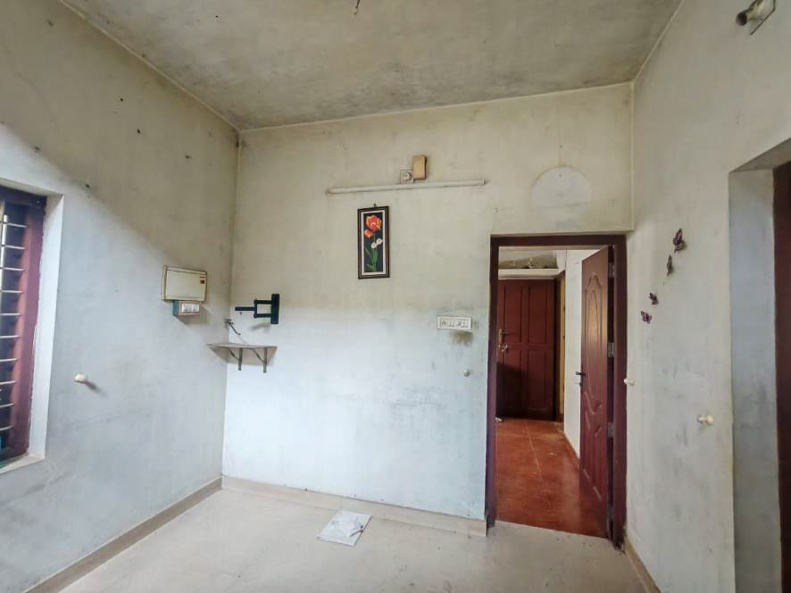 Individual House for Sale in SANTHOSHKUMAR P K, THRISSUR, Avittathur