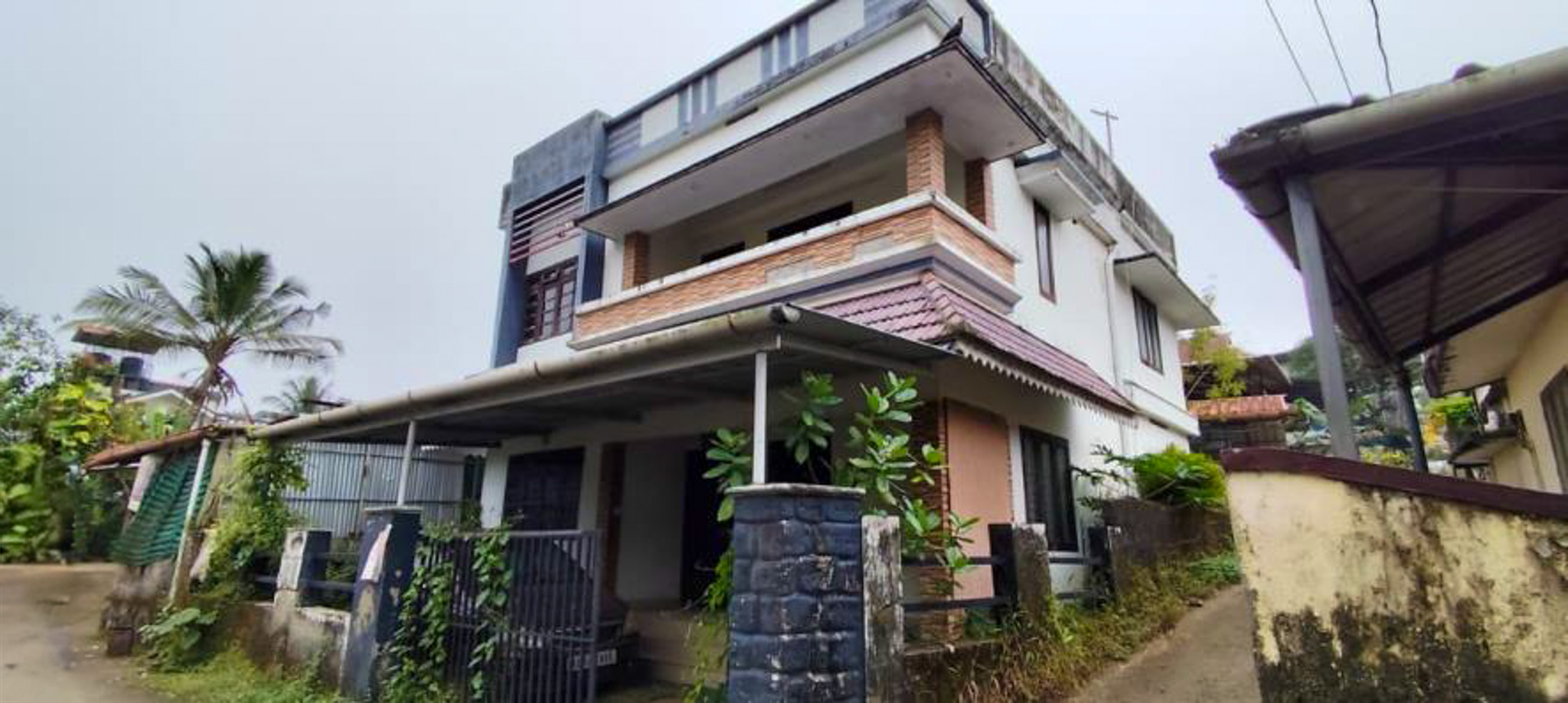 Individual House for Sale in 700 meter away from Kunnumpuram junction in Thengana -Nalukodi Road,Changanassery, Kottayam District, Paippad