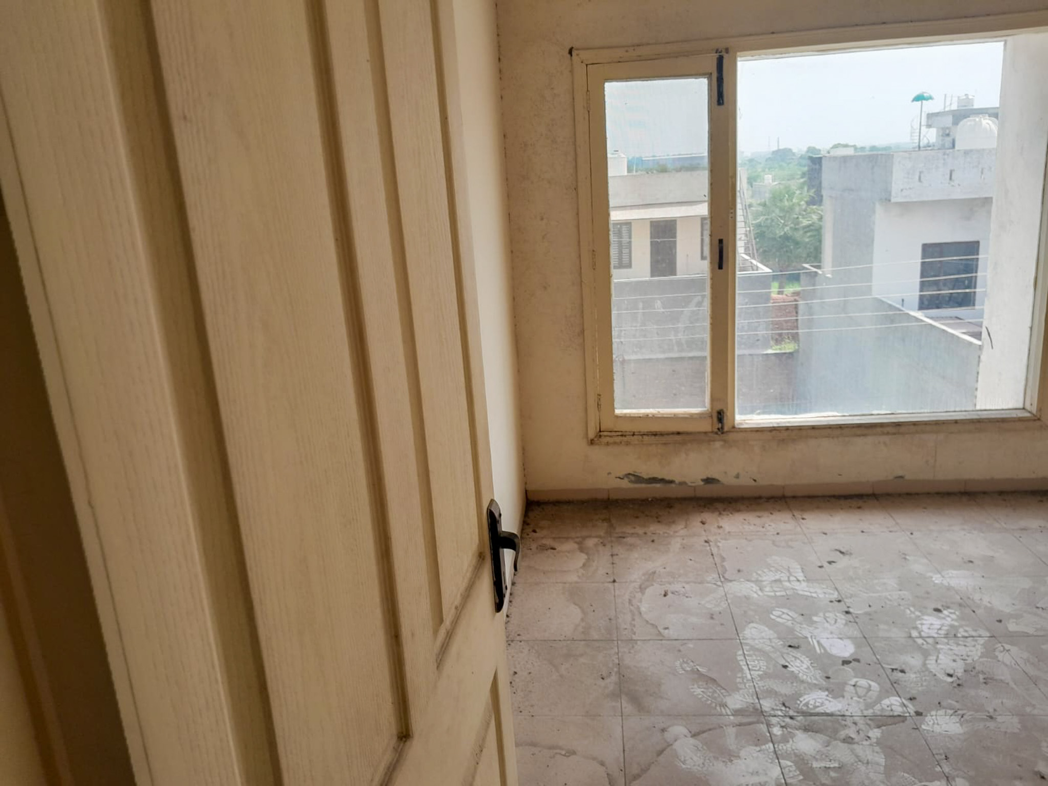 1000 square feet Flat for sale in Sahnewal
