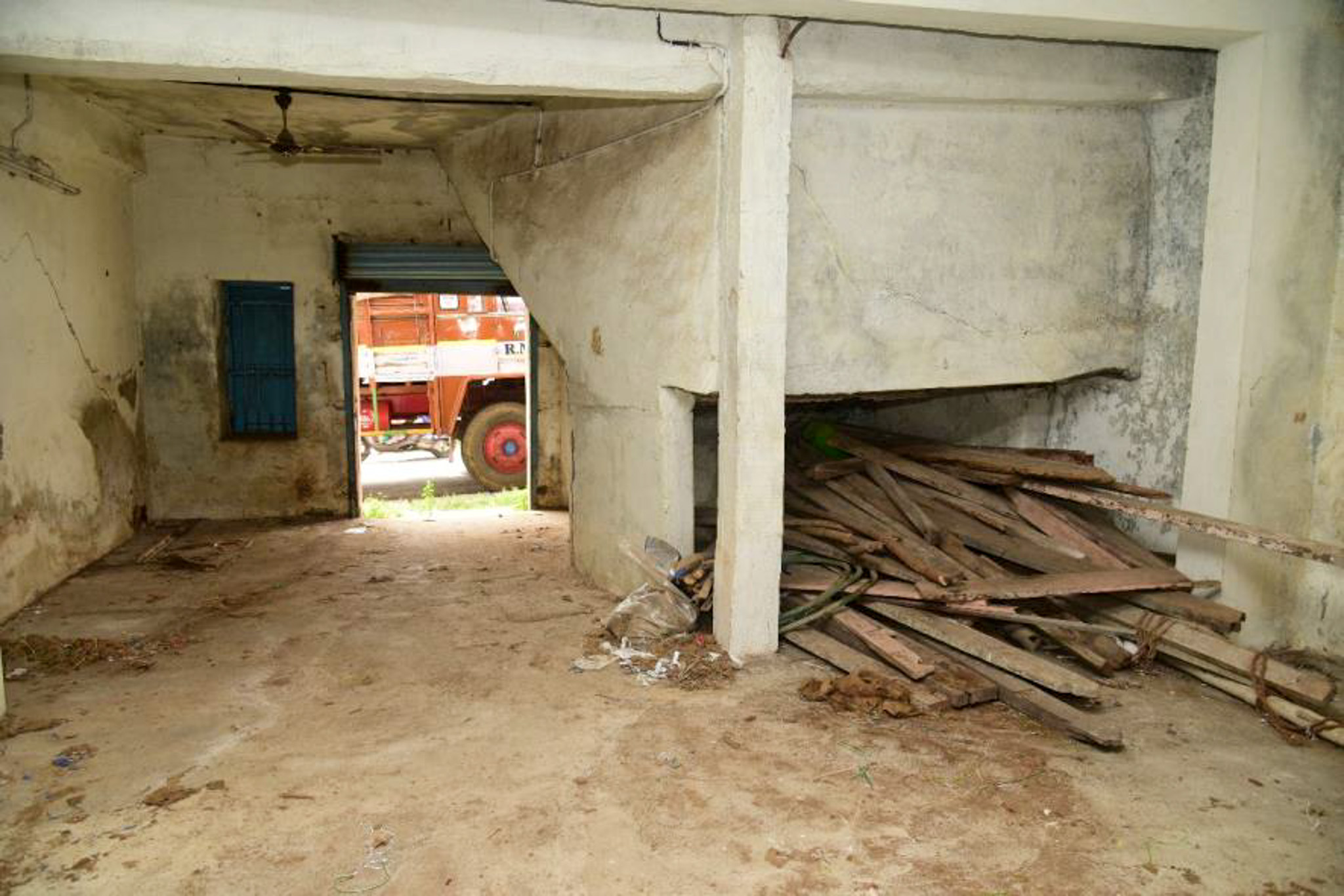 Godowns for Sale in PALAKKAD, Palakkad