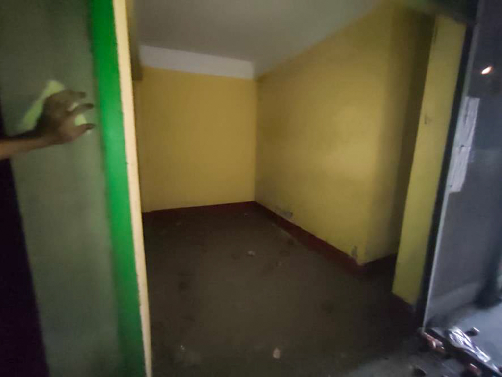 Shop for sale in  Barasat