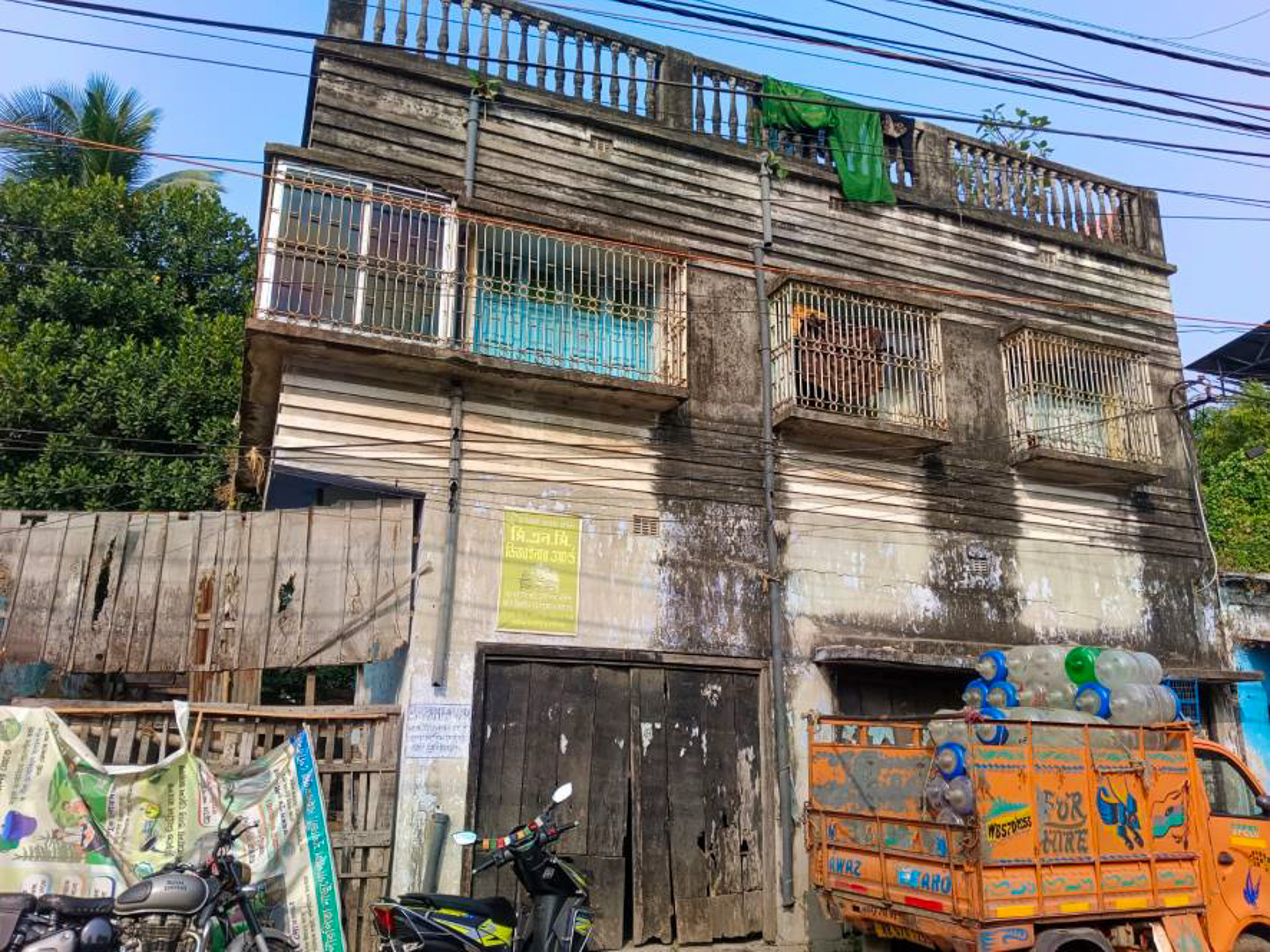 Individual House for Sale in NARAYAN CHANDRA BISWAS & OTHERS, BERHAMPORE, Berhampore