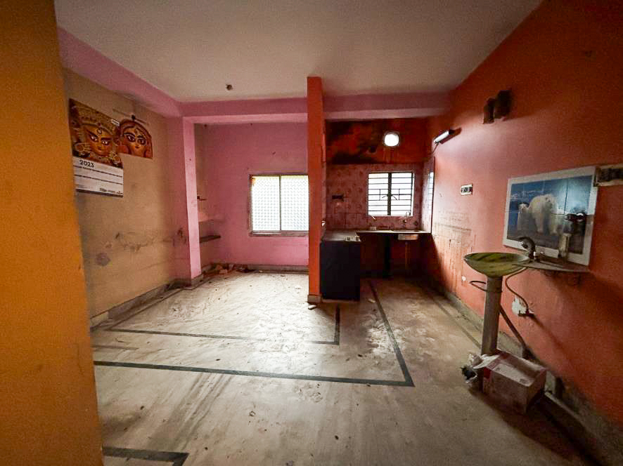 2 BHK Flat for Sale in kailash ghosh road, Kolkata