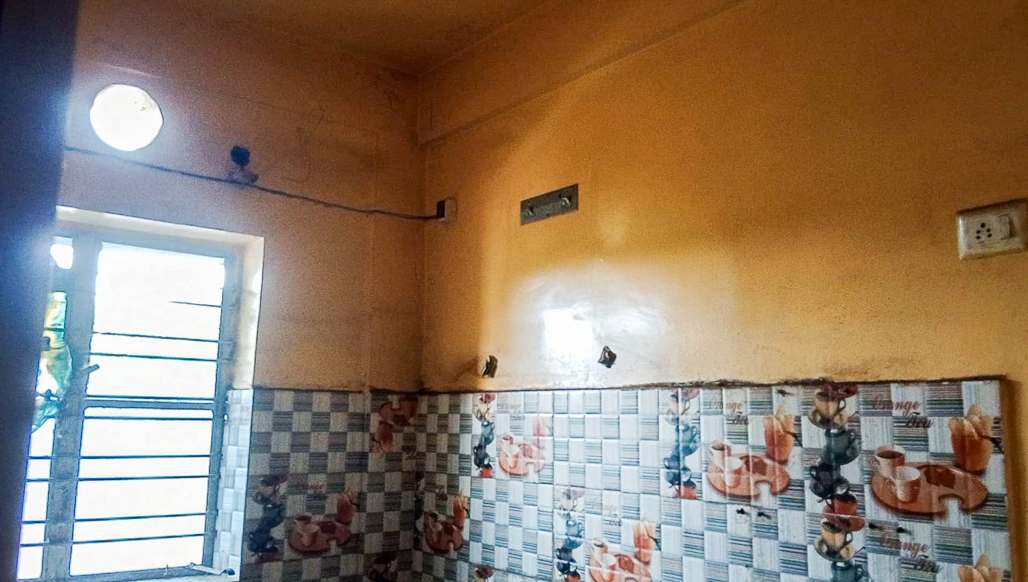 2 BHK Flat for Sale in SRISHTI APARTMENT, MANICKPUR HARINAVI OPP RAJPUR SONARPUR MUNICIPALITY OFFICE, Kolkata