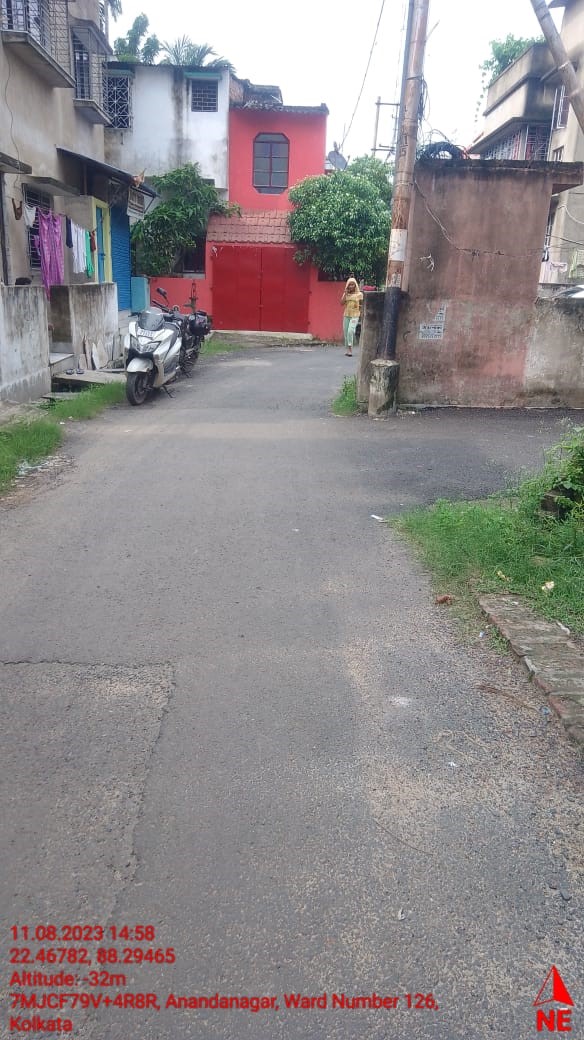2 BHK Flat for Sale in 319 DAKSHIN BEHALA ROAD, NEAR BASUNDHARA PARK Paschim Barisha Behala, Kolkata