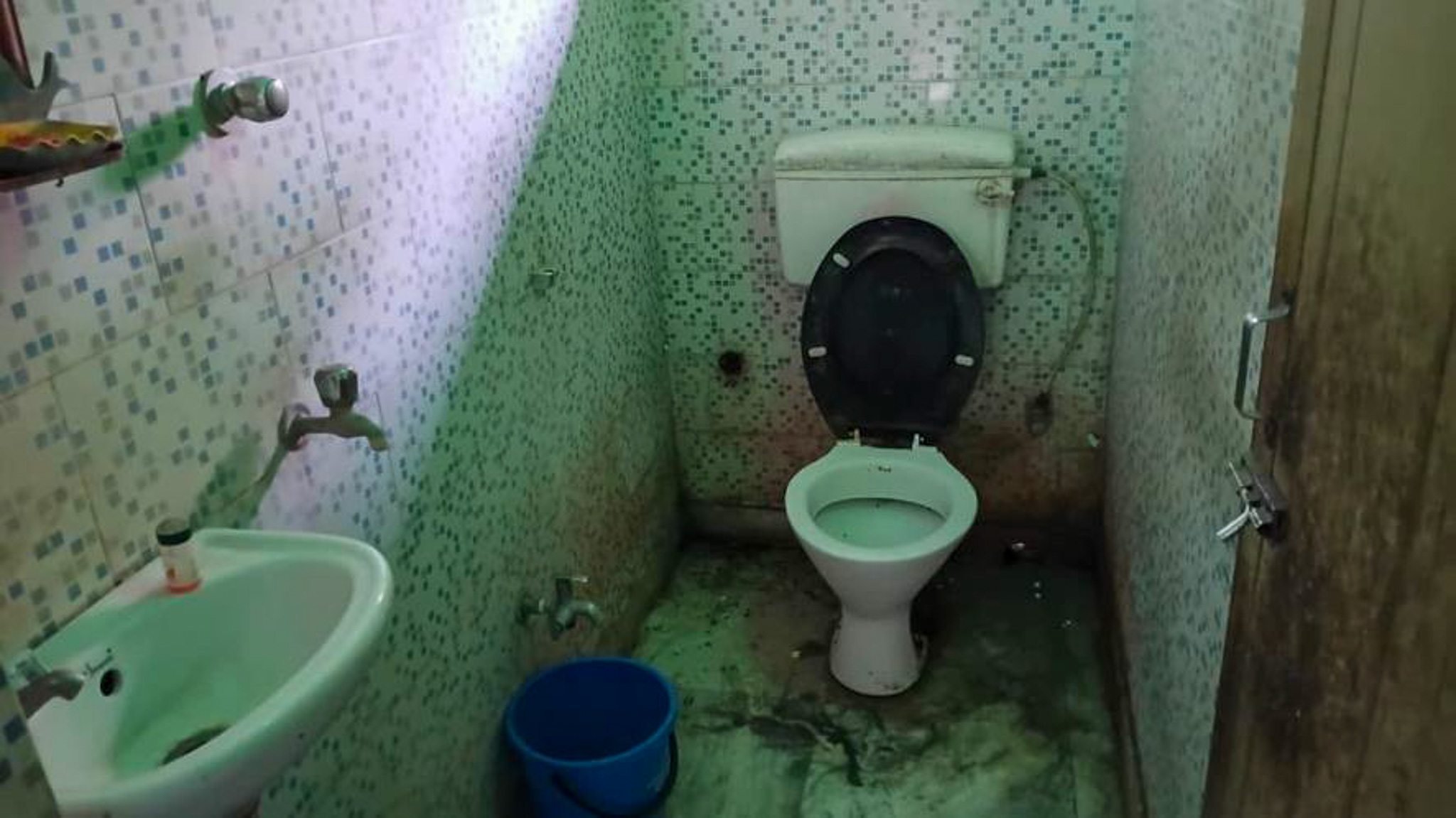 2 BHK Flat for Sale in Rakhal Mukherjee Road PO & PS Sarsuna KMC Ward 126 near Sishu kalyan School, Kolkata