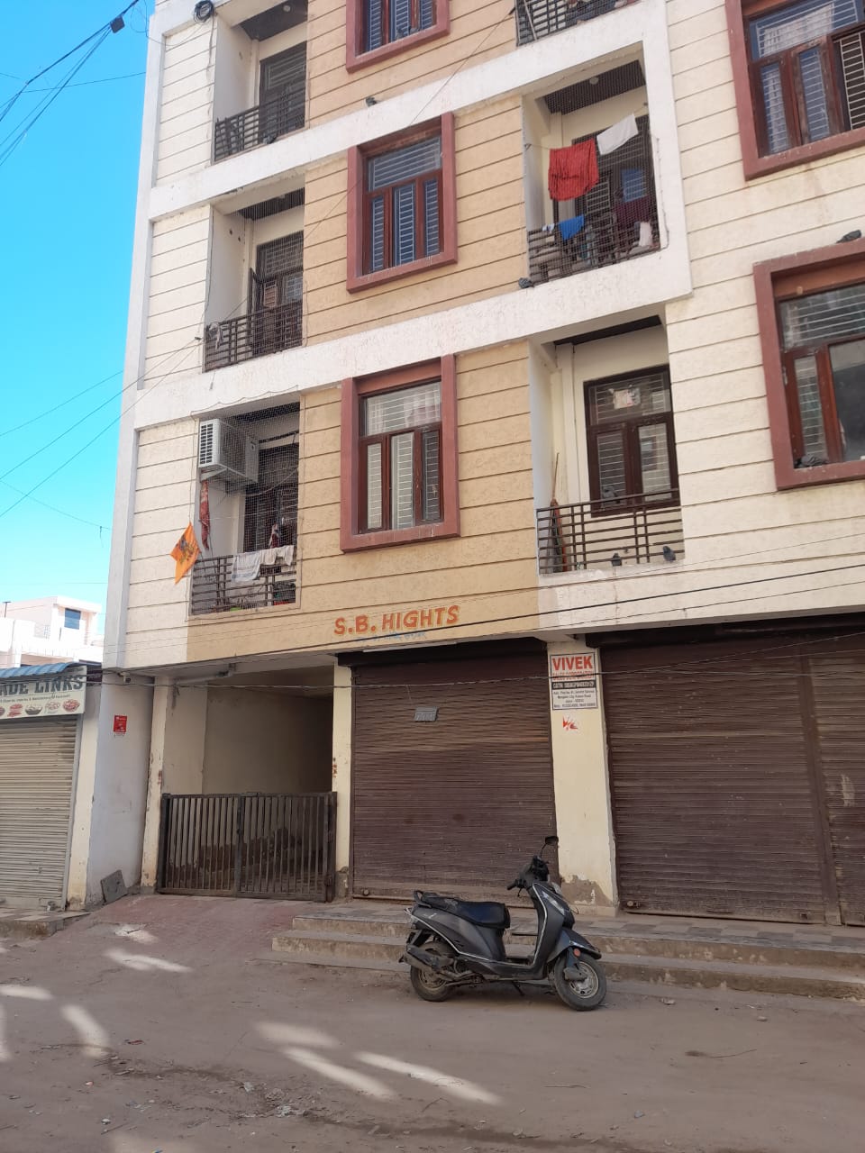 Flat in Jhotwara
