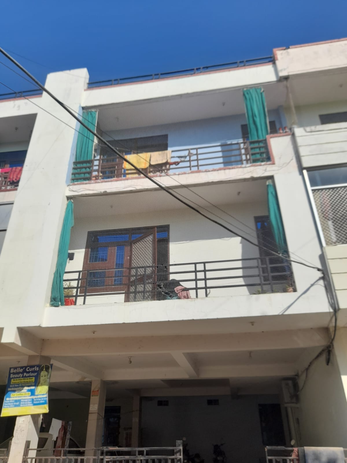Flat for Sale in Niwaru Road