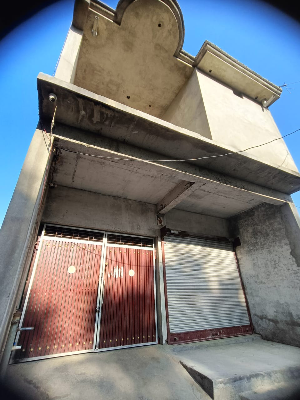 Individual House for Sale in Gadhi