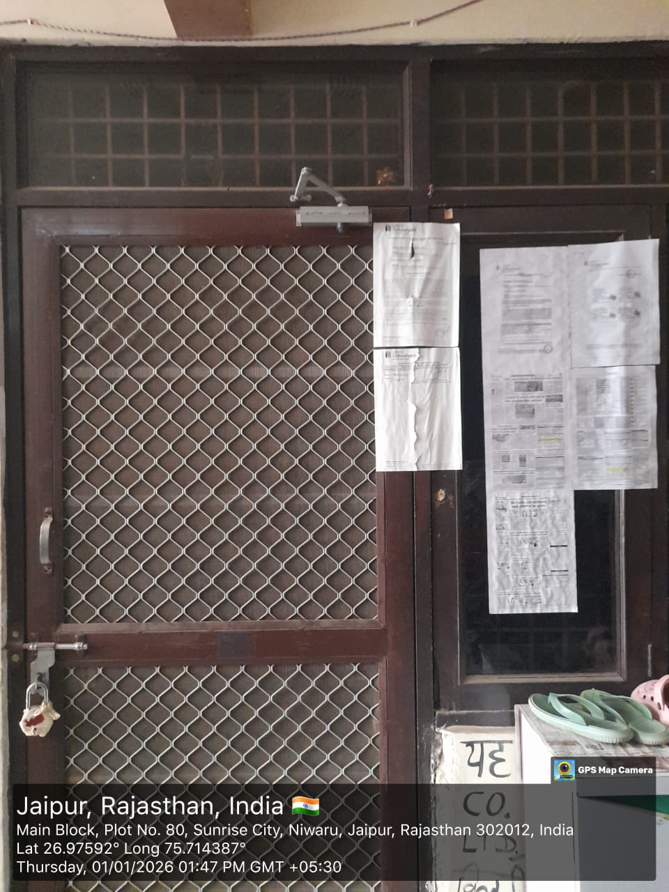 Flat for sale in Niwaru Road