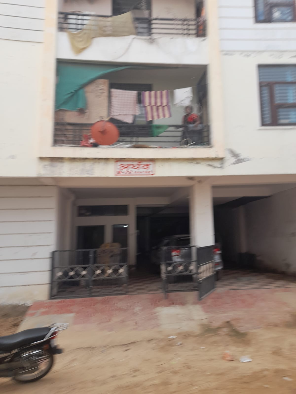 Flat for sale in Kalwad Road