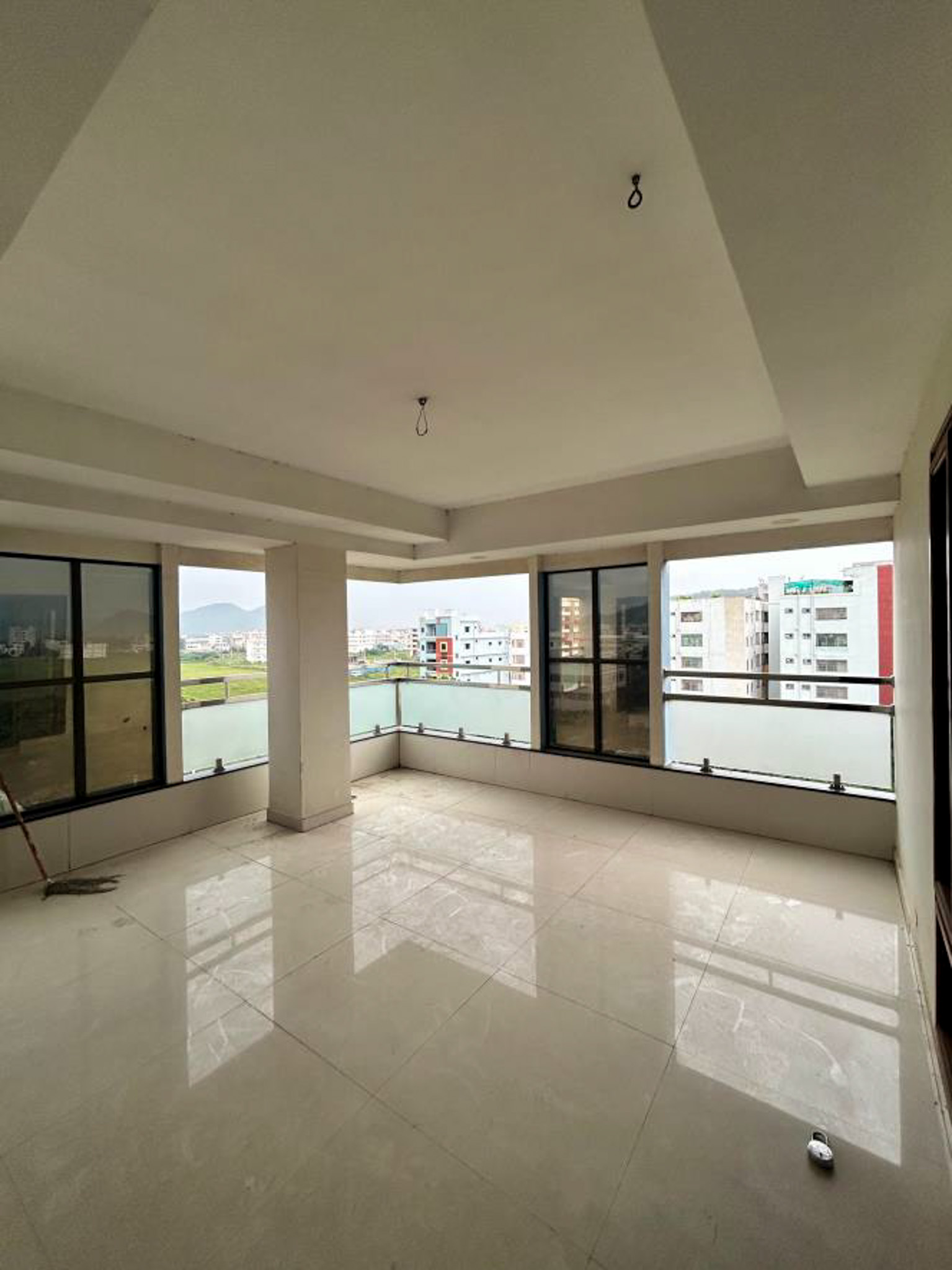 4 BHK Flat for Sale in SRINIVASA GRAND CITY, Flat No 1105 Anjanadri Block, Srinivasa Grand City Jain Colony, Gollapudi, Vijayawada, Vijayawada