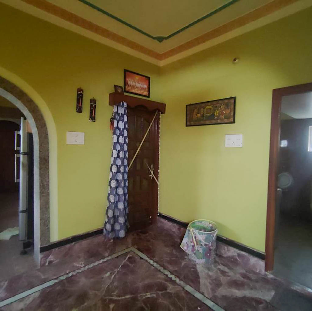 Individual House for Sale in Bally