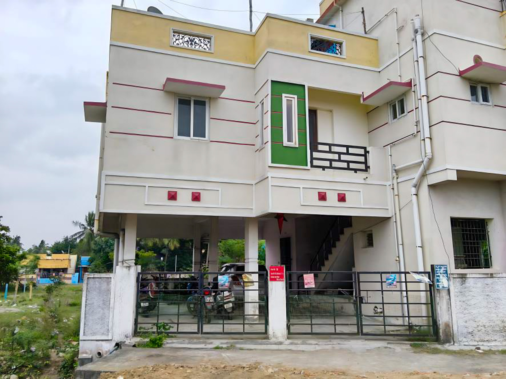 2 BHK Flat for Sale in LAKE VIEW, LOCATED IN DEVELIPONG AREA, Maraimalai Nagar