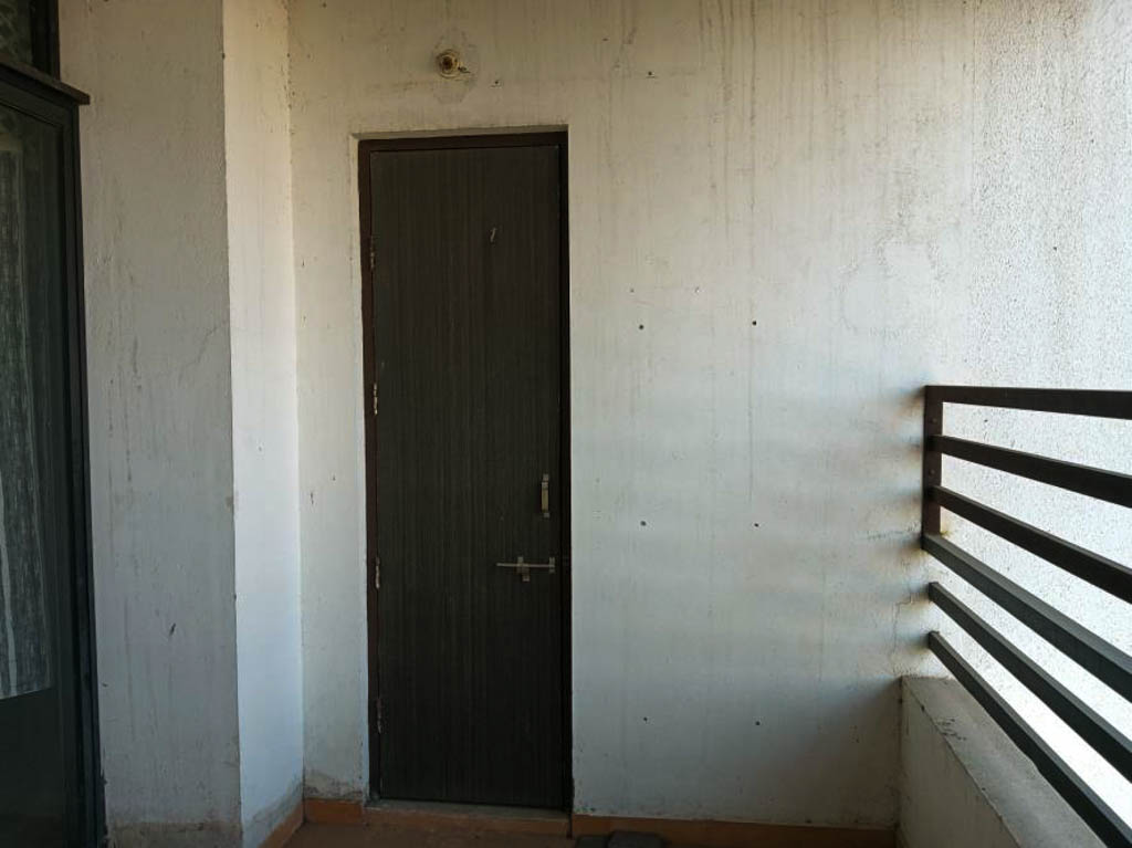 Flat for Sale in MIHAN