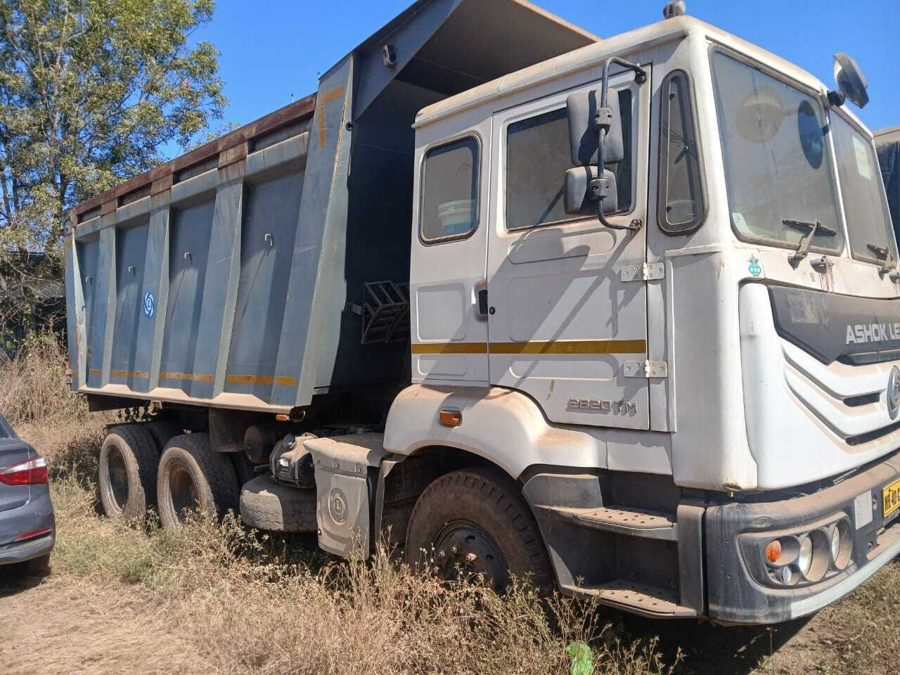 COMMERCIAL VEHICLE for Sale in Bhandara