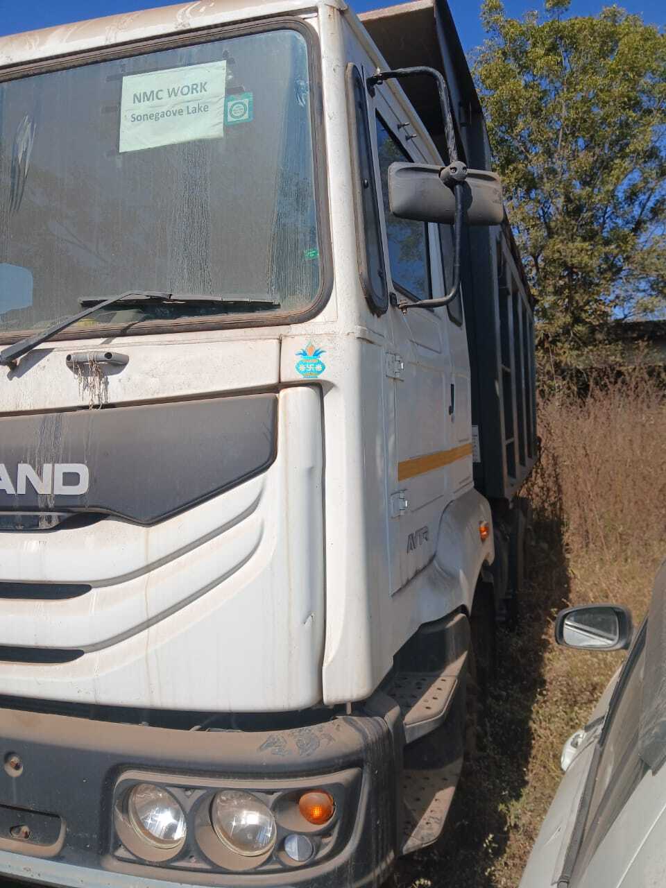 COMMERCIAL VEHICLE for Sale in Bhandara