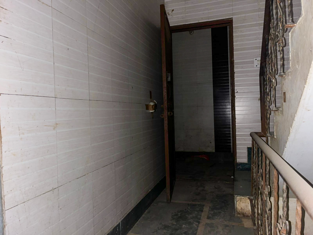 Shops for Sale in New Delhi