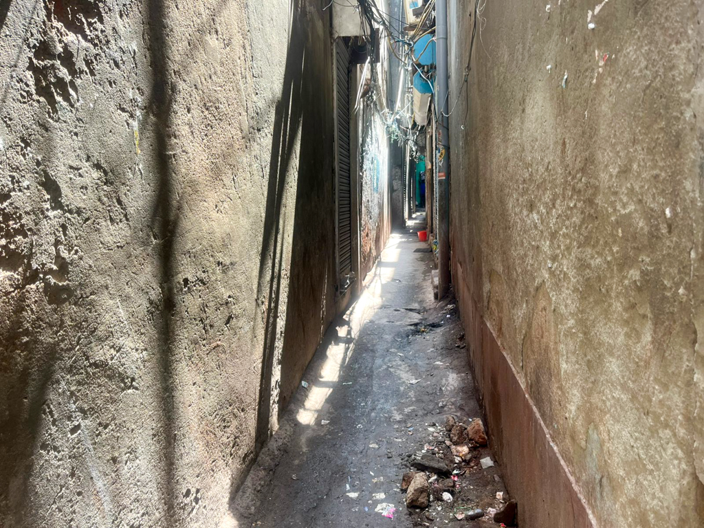 Shops for Sale in New Delhi