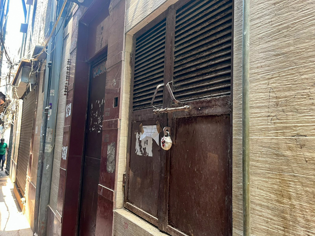 Shops for Sale in New Delhi
