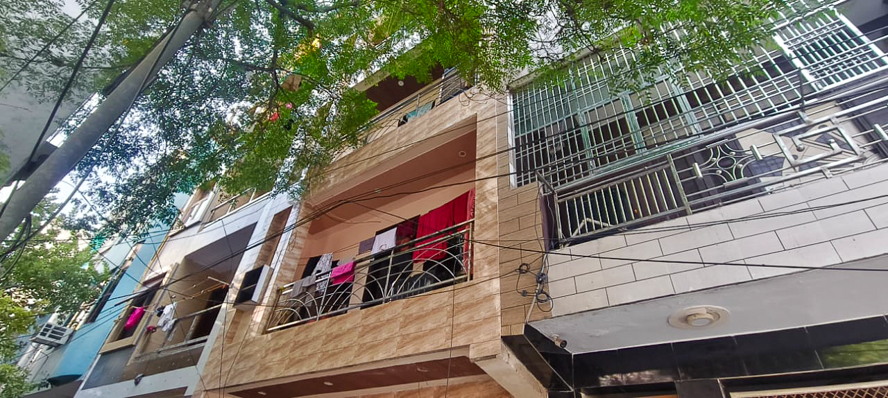 Flat for Sale in New Delhi
