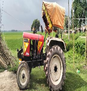 Tractor for Sale in Bausi, Araria