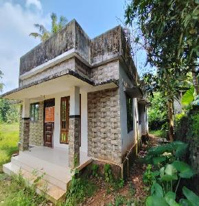 Individual House for Sale in EZHEMALIPADI(400M ONLY ) AND PAREPPADI(400M ONLY), Kottayam