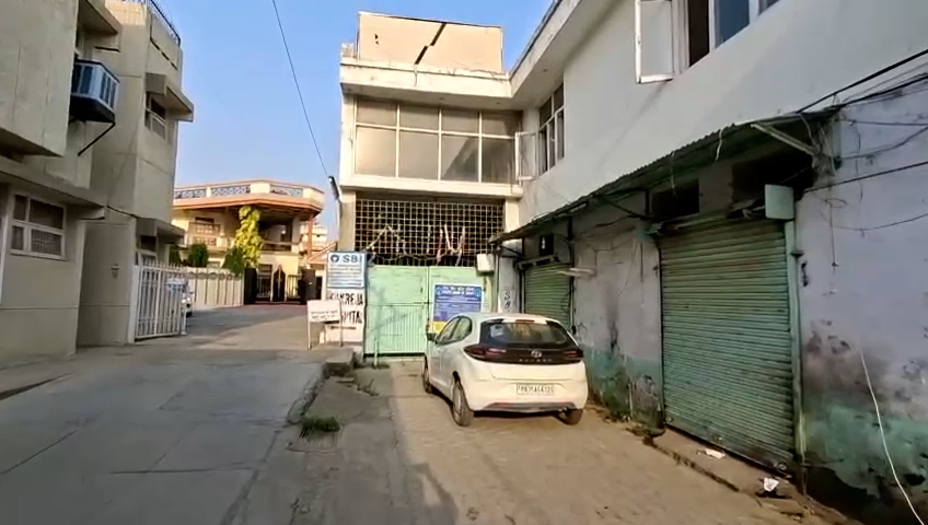 Godowns for Sale in Pathankot Danghu Road, Bungal