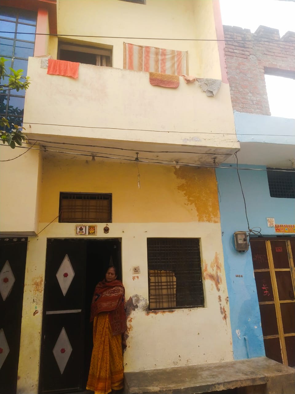 Individual House for Sale in Baswar