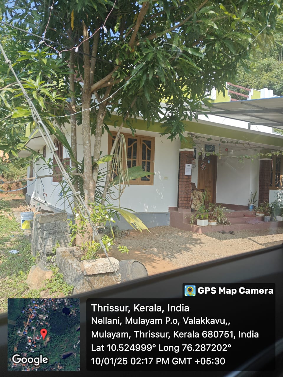 Individual House for Sale in Adat