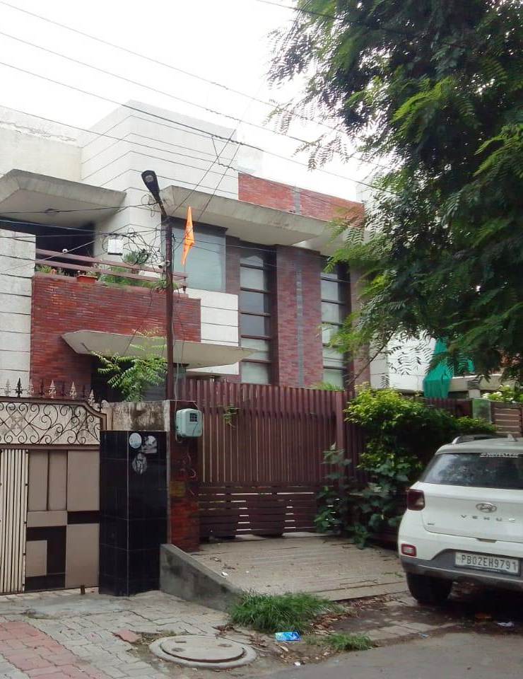 Individual House for Sale in MALL ROAD AMRITSAR, Amritsar