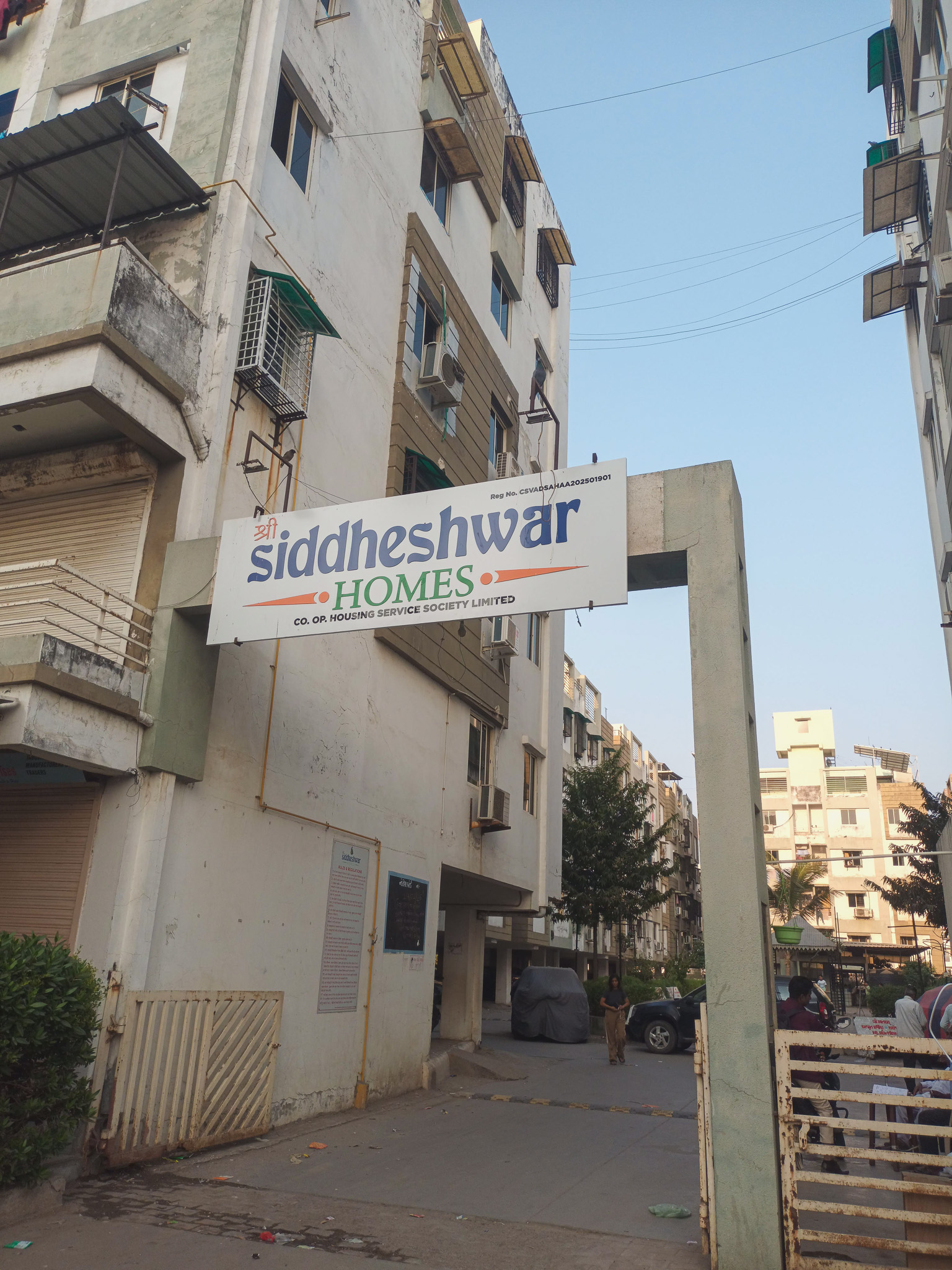 Flat for Sale in Sayajipura, Vadodara