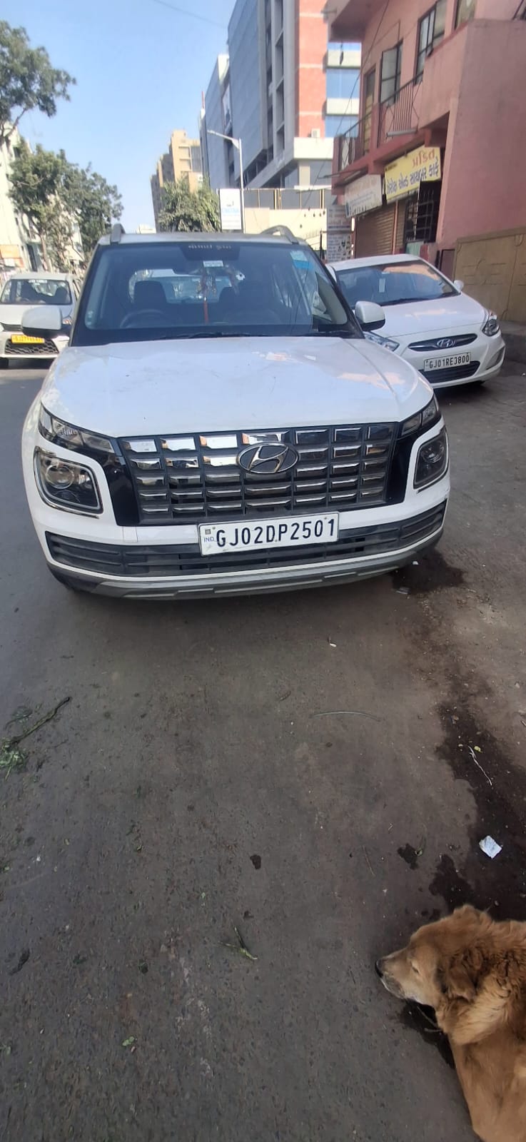 FOUR WHELLER CAR for Sale in Ahmedabad, Mahesana