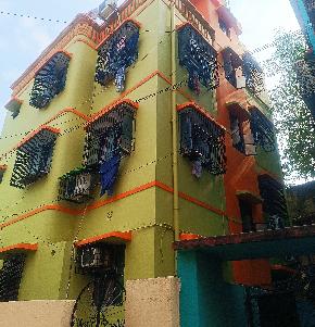 Individual House for Sale in NEAR GOBINDA KHATICK ROAD TANGRA NEAR CHAMPAMONI HOSPITAL BENIAPUKUR, Kolkata
