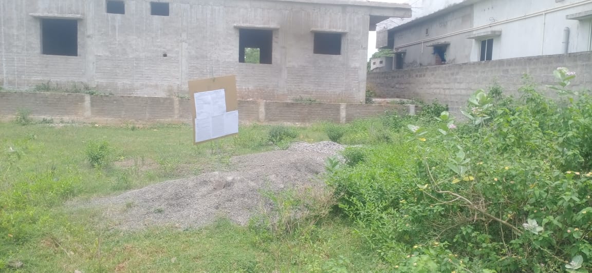 Plot for Sale in Samalkot
